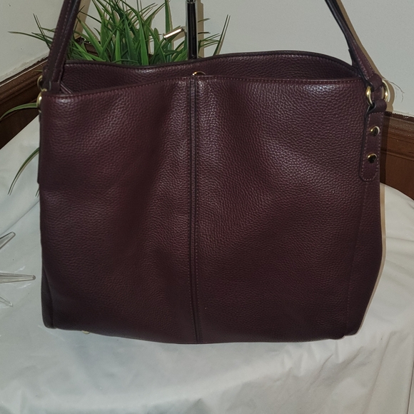 Anne Klein - Picture 2 of 9